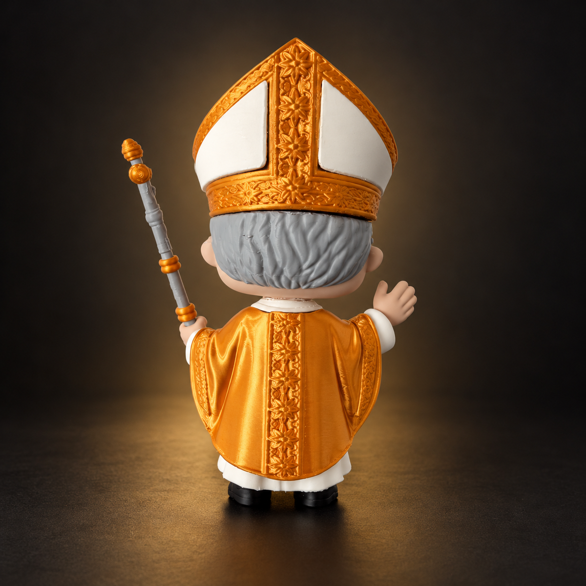 Art Toy Papa León XIV — Edición Estándar Dorada
